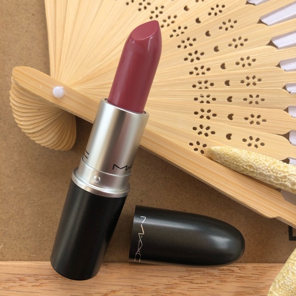 New MAC - Pink It Over - Lip Kit - Picture 3 of 14